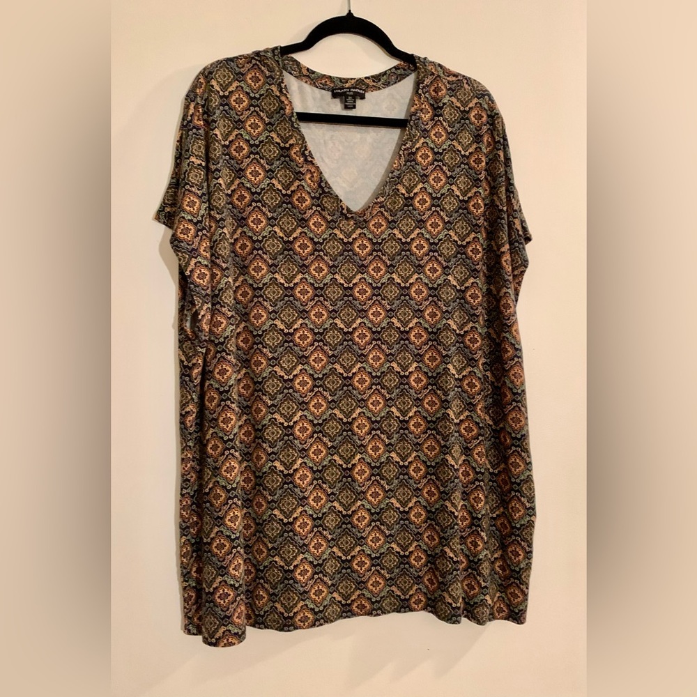 084 2/$30 HILARY RADLEY plus ss pattern tee/B 1